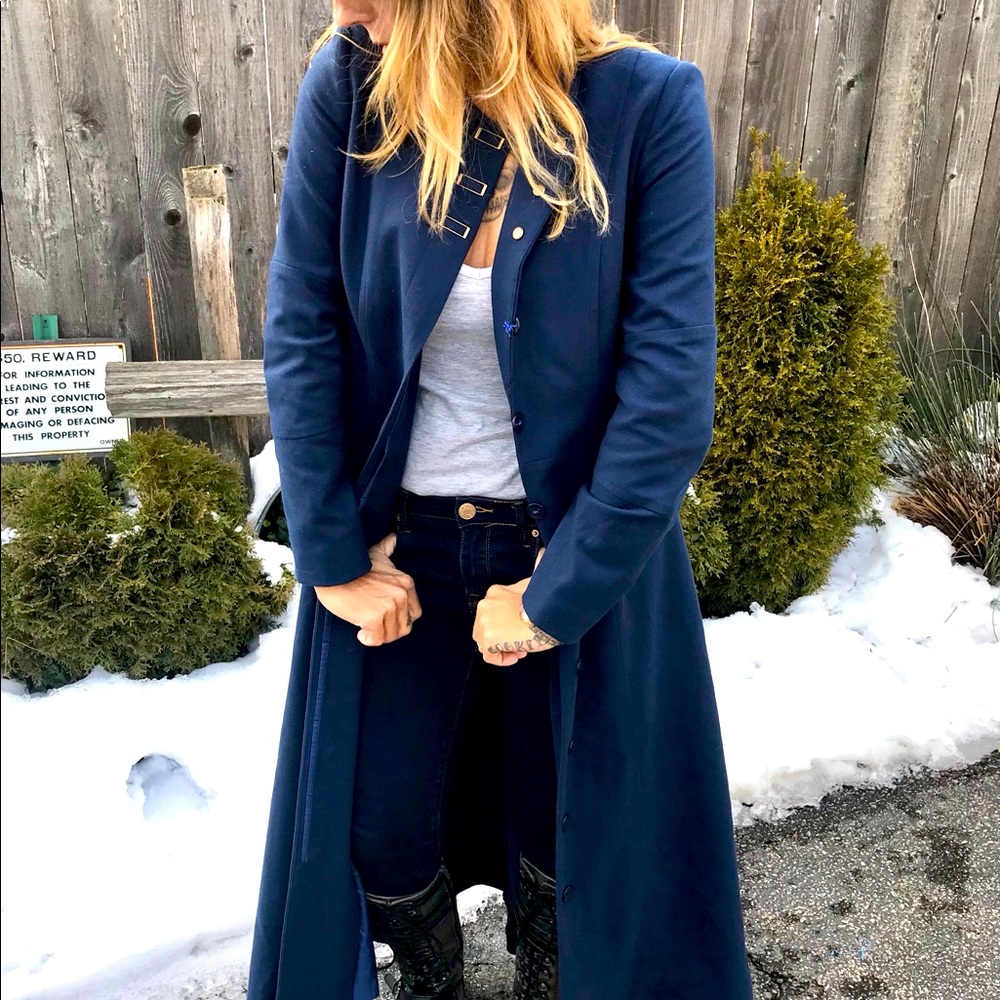 Almirah Womens 💯 % cotton Navy Long Coat - Classic Tailored Overcoat size 6 EUC!